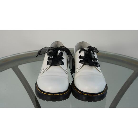Dr. Martens Women's 1461 LIMITED EDITION BEN Hearts White-Black Smooth Size 7 - Picture 9 of 10